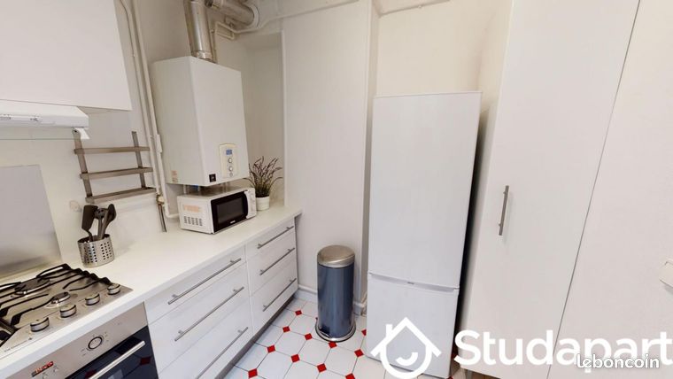 Appartement a louer paris-8e-arrondissement - 1 pièce(s) - 11 m2 - Surfyn