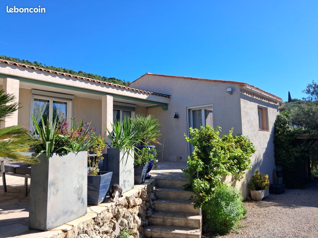 Maison 4 pièces 90 m² · à Claviers · 90 m² · 384 000 €