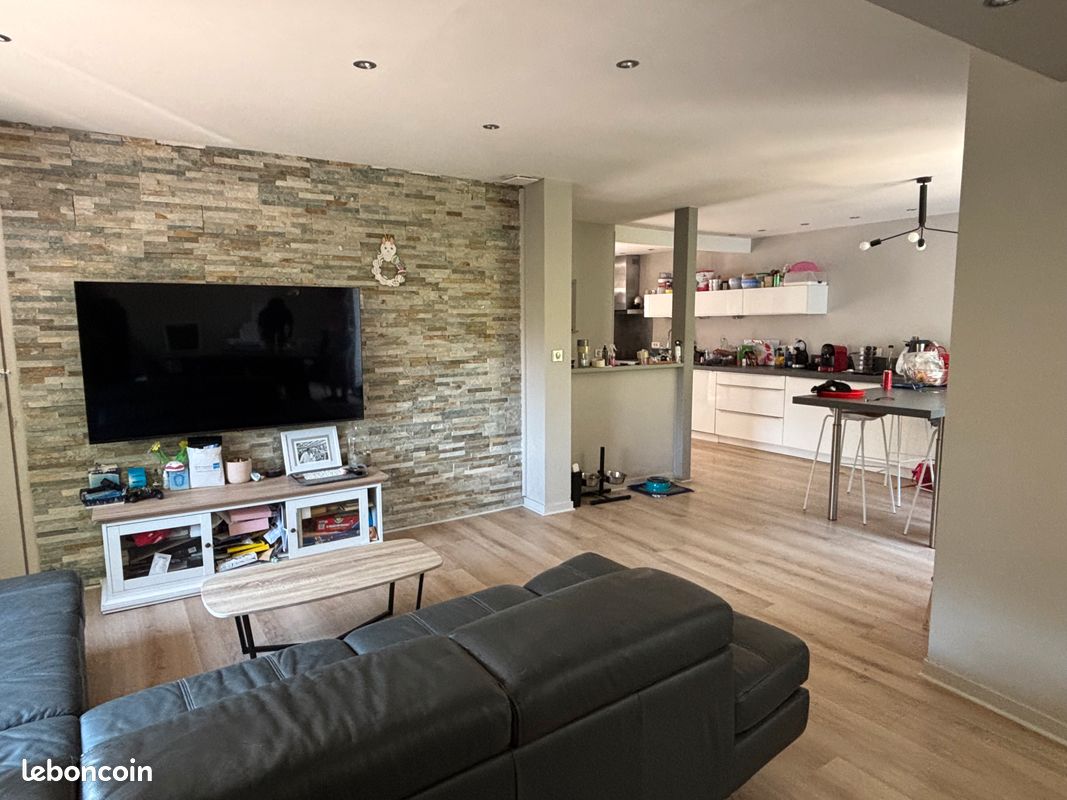 Maison 6 pièces 170 m² · à Romans-sur-Isère · 170 m² · 259 000 €