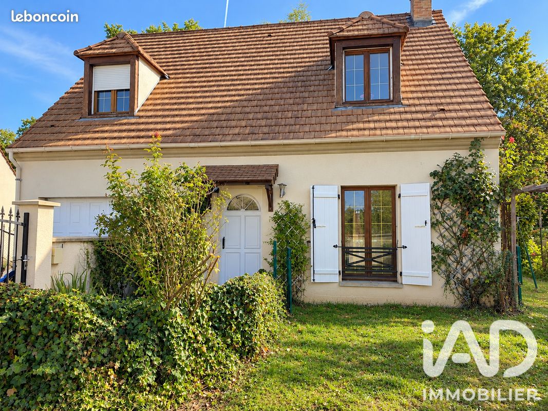 Maison 5 pièces 97 m² · à Champcueil · 97 m² · 339 000 €