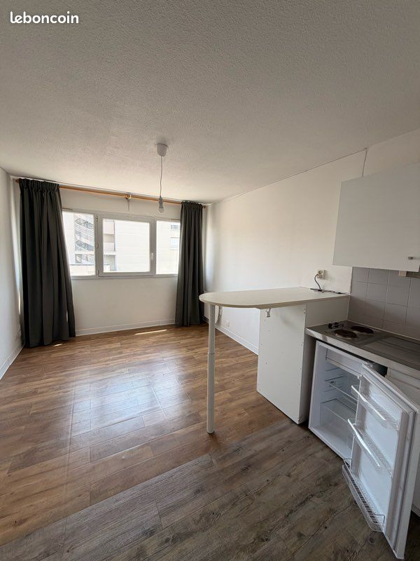 Appartement 1 pièce 19 m² · à Pau · 19 m² · 390 €