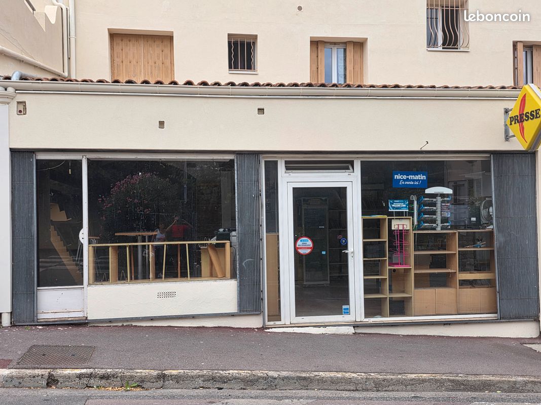 Local (image 1)