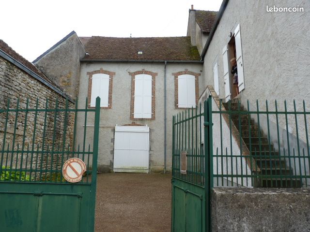 Maison 7 pièces 180 m² · à Châtillon-en-Bazois · 180 m² · 63 000 €