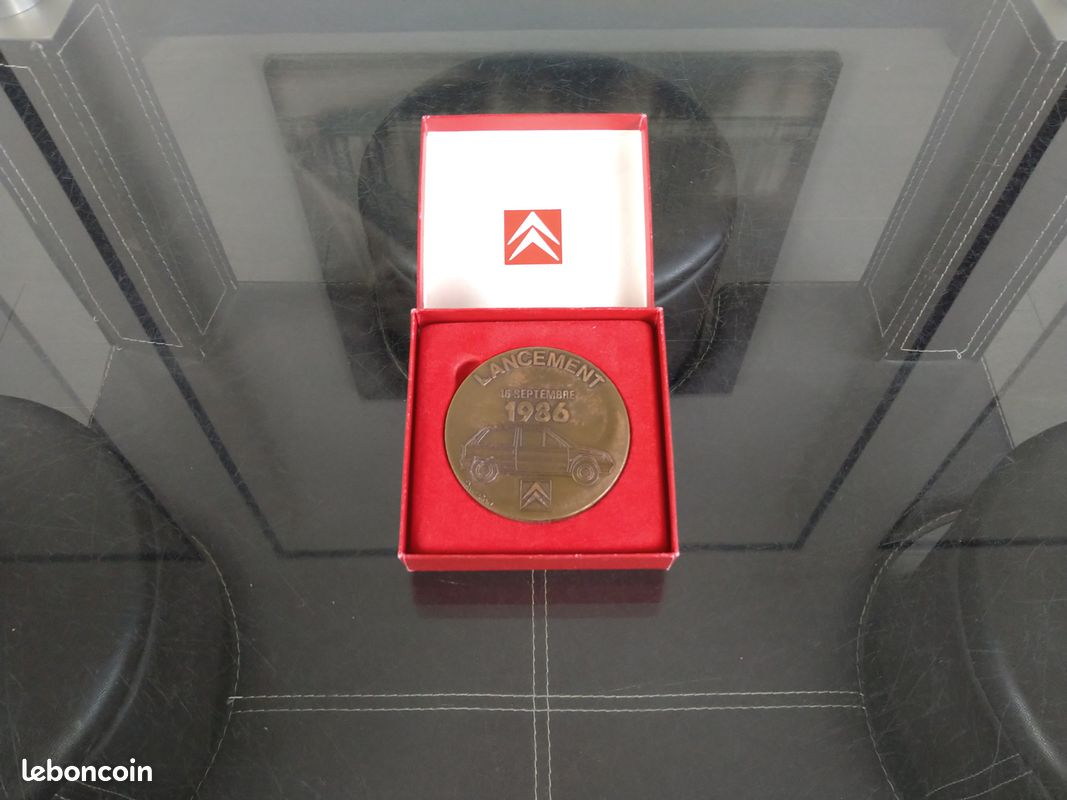 Ancienne Médaille Citroen AX 1986 en Bronze n°2 (image 3)