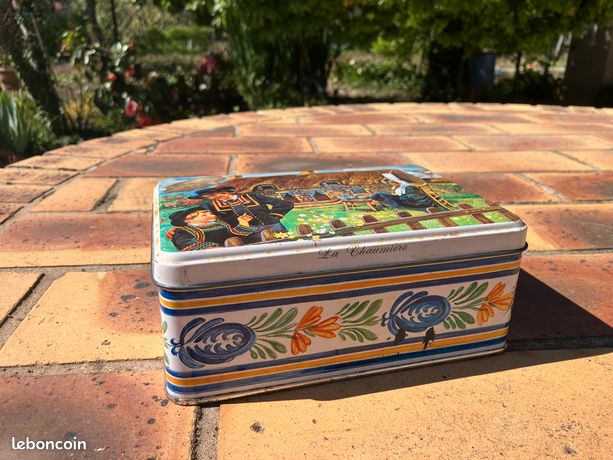 ANCIENNE BOÎTE EN Fer Gâteau Sablé Au Beurre Saint-Michel Biscuits