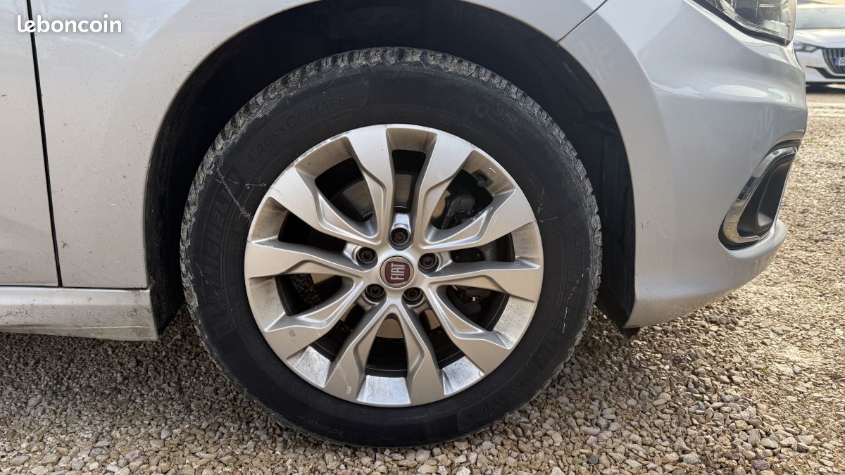 FIAT Tipo 1.6 MultiJet 120ch Easy S/S (image 21)
