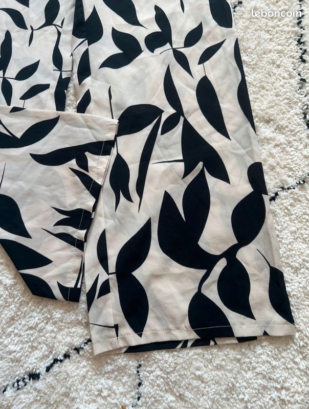 Pantalon fluide blanc et noir (image 2)