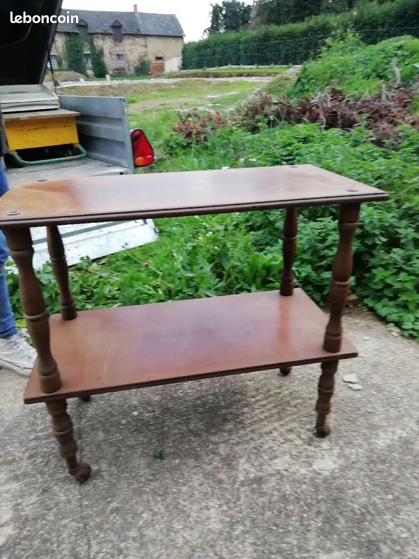 Table (image 1)