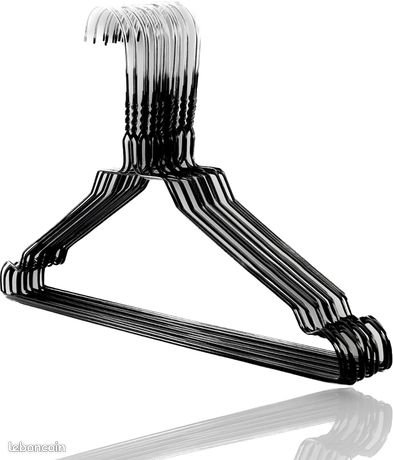 1Above Lot De 25 Cintres En étal Avec Revêteent En Caoutchouc – Très