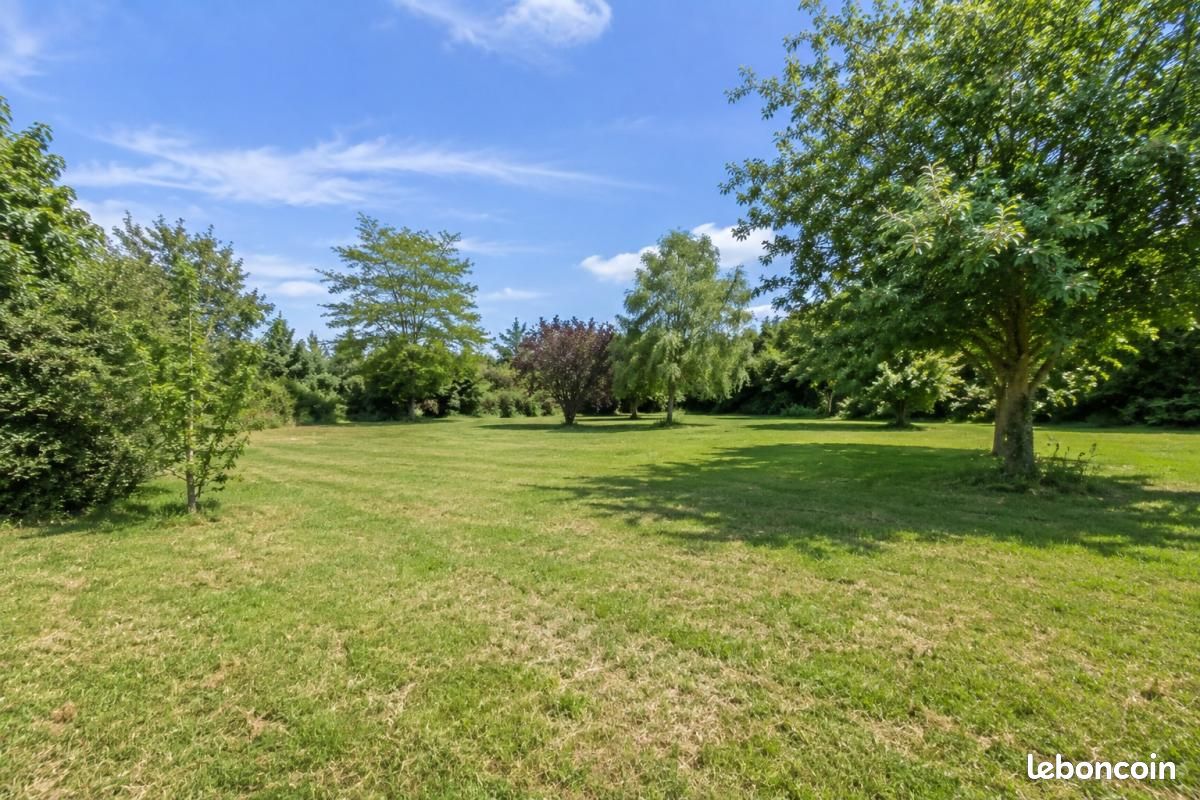 Terrain 212 m² Saint Jean De Liversay · à Saint-Jean-de-Liversay · 48 900 €