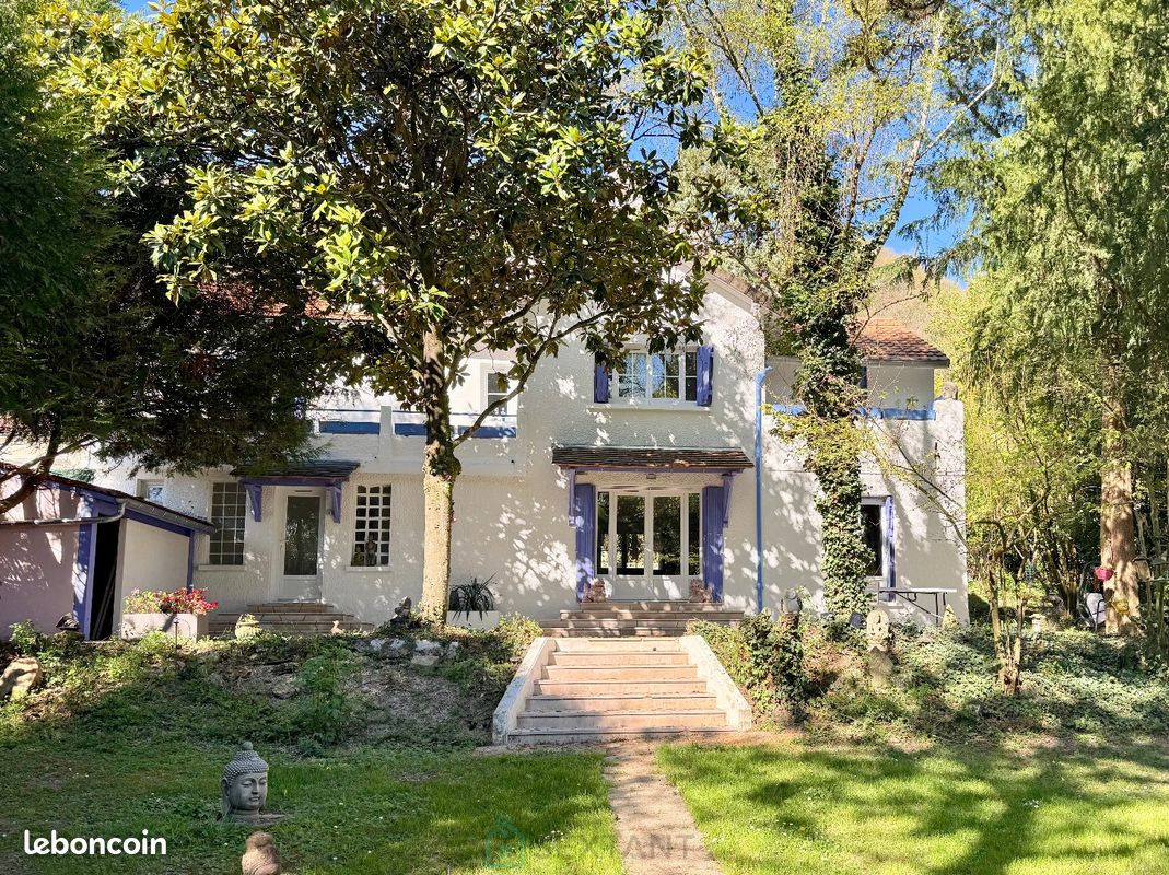 Maison 5 pièces 190 m² · à Haute-Isle · 190 m² · 465 000 €