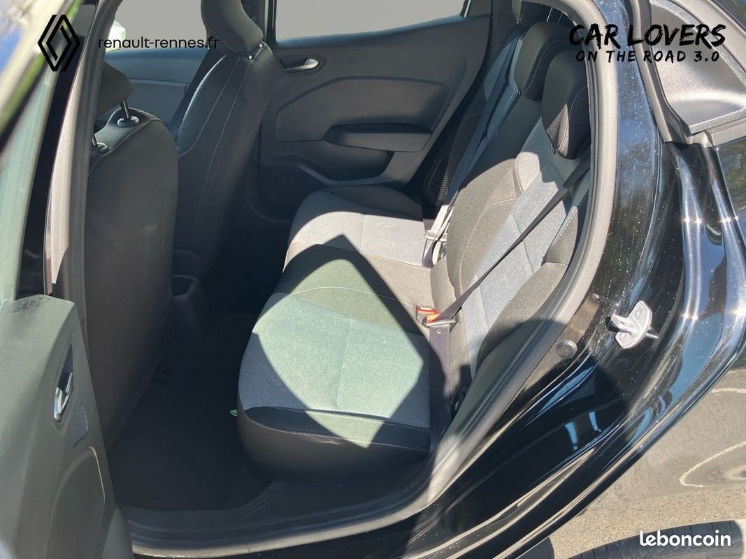 RENAULT Clio E-Tech full hybrid 145 ch GSR2 Evolution (image 11)