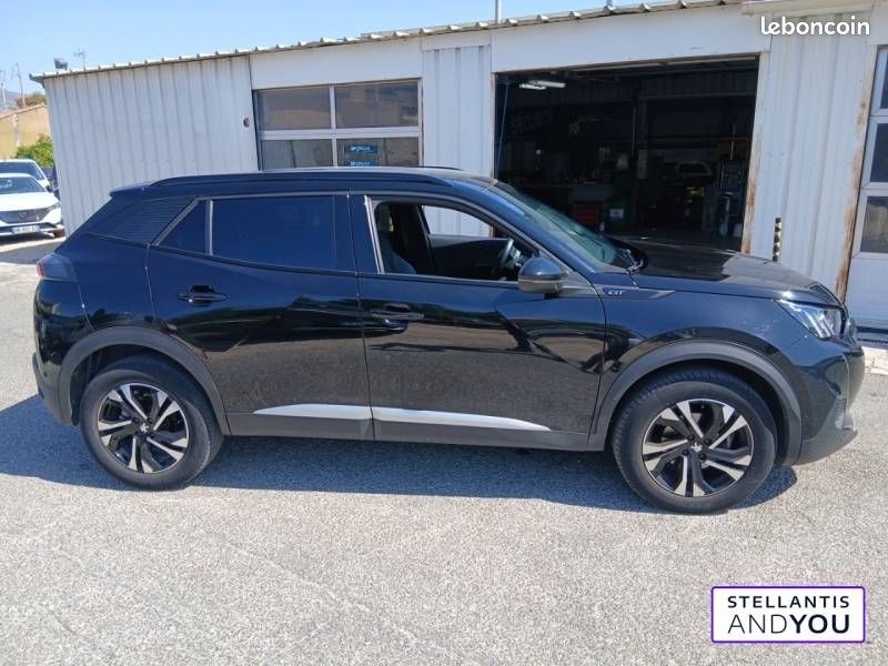 Peugeot 2008 PureTech 130 S&S EAT8 GT (image 9)
