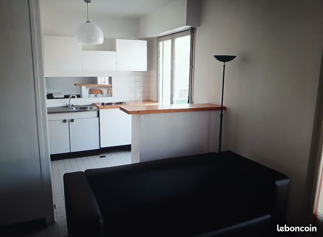 Appartement 1 pièce 36 m² · à Roanne · 36 m² · 340 €