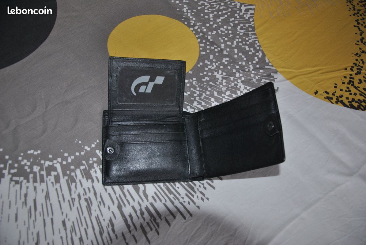 Beau portefeuille/porte cartes en cuir Granturismo GT5 signature Ed (image 2)