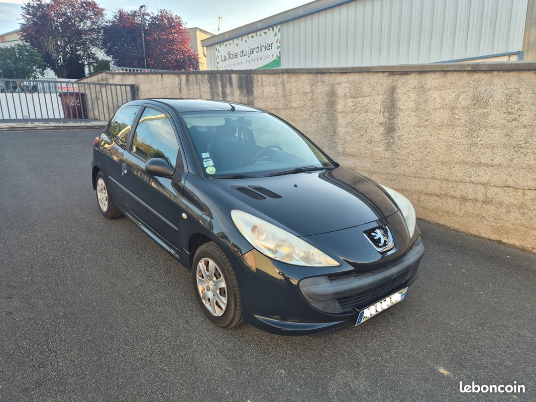 Peugeot 206+ 1.1e 60ch Active Pack 2490e (image 4)