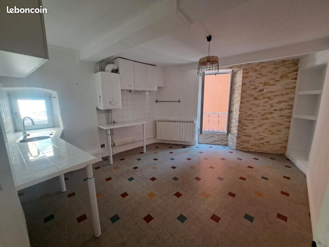 Appartement 2 pièces 62 m² · à Privas · 62 m² · 415 €