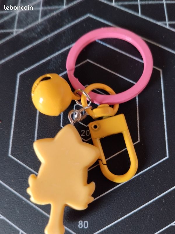 Porte clé magical girl jaune type card captor sakura (image 2)