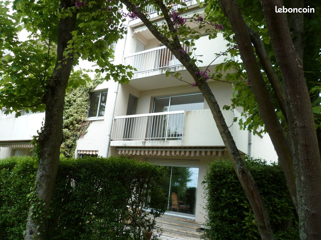 Appartement 4 pièce(s) 92 m²à louer Tours