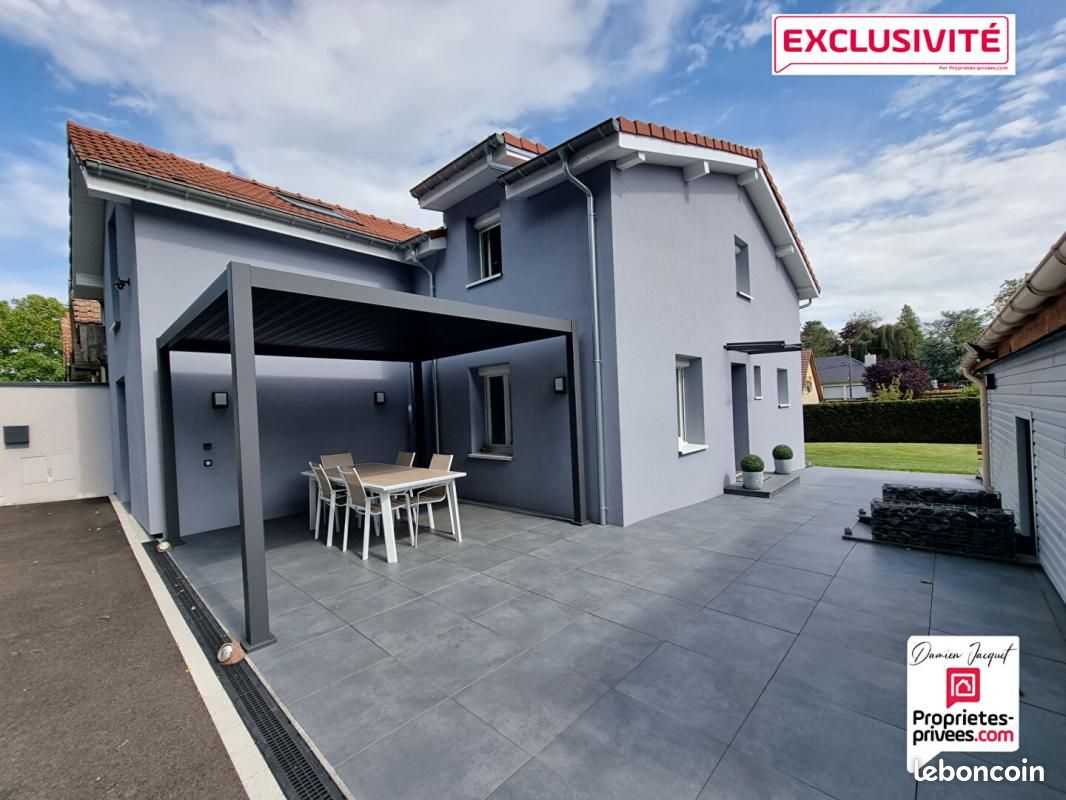 Maison 7 pièces 146 m² · à Roches-lès-Blamont · 146 m² · 295 000 €