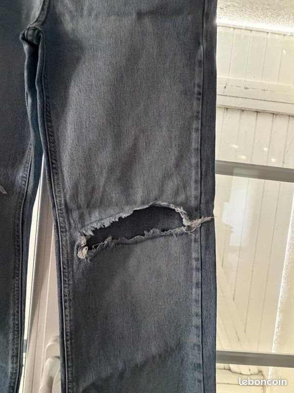 Jean à trou pull and bear (image 4)