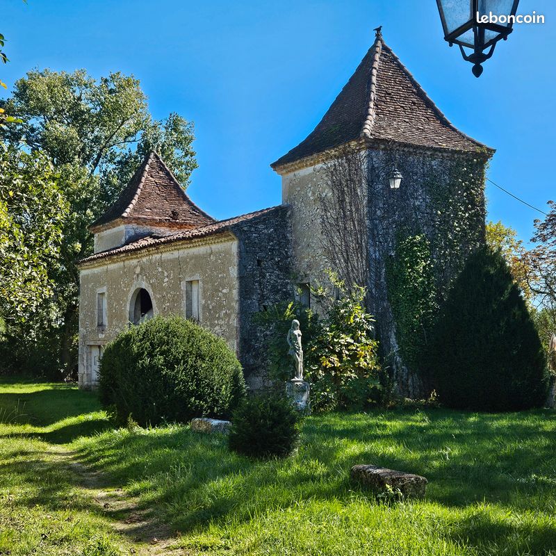 Maison 9 pièces 450 m² · à Gimont · 450 m² · 635 000 €