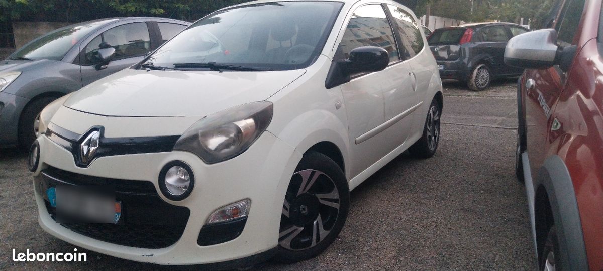 Vend Renault twingo 2 1.5 dci (image 2)
