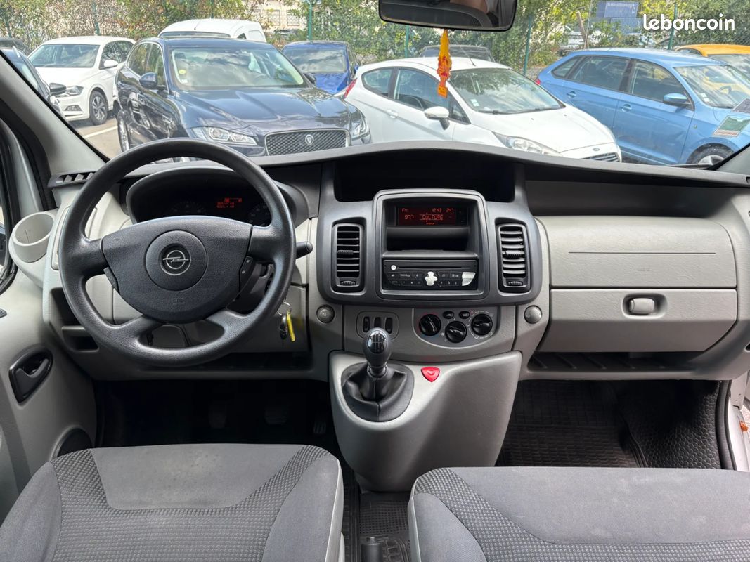 OPEL Vivaro Combi 2.0 D 90ch C1 Pack Clim - 2011 - 209 248 km (image 8)