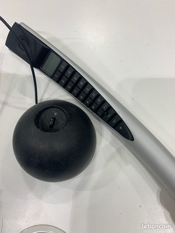 Téléphone BANG OLUFSEN (image 1)