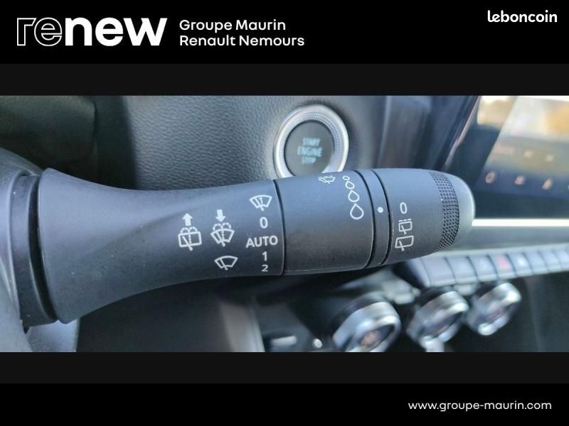 Renault Captur 1.6 E-Tech hybride 145ch Techno Fast Track (image 23)