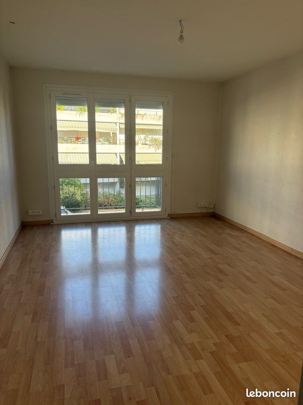 Appartement 3 pièces 65 m² · à Nantes · 65 m² · 150 000 €