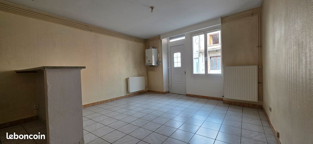Appartement 2 pièces 42 m² · à Bourgoin-Jallieu · 42 m² · 112 000 €
