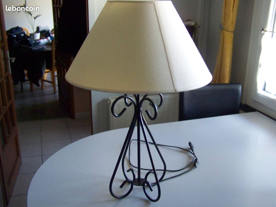 Lampe de salon (image 1)