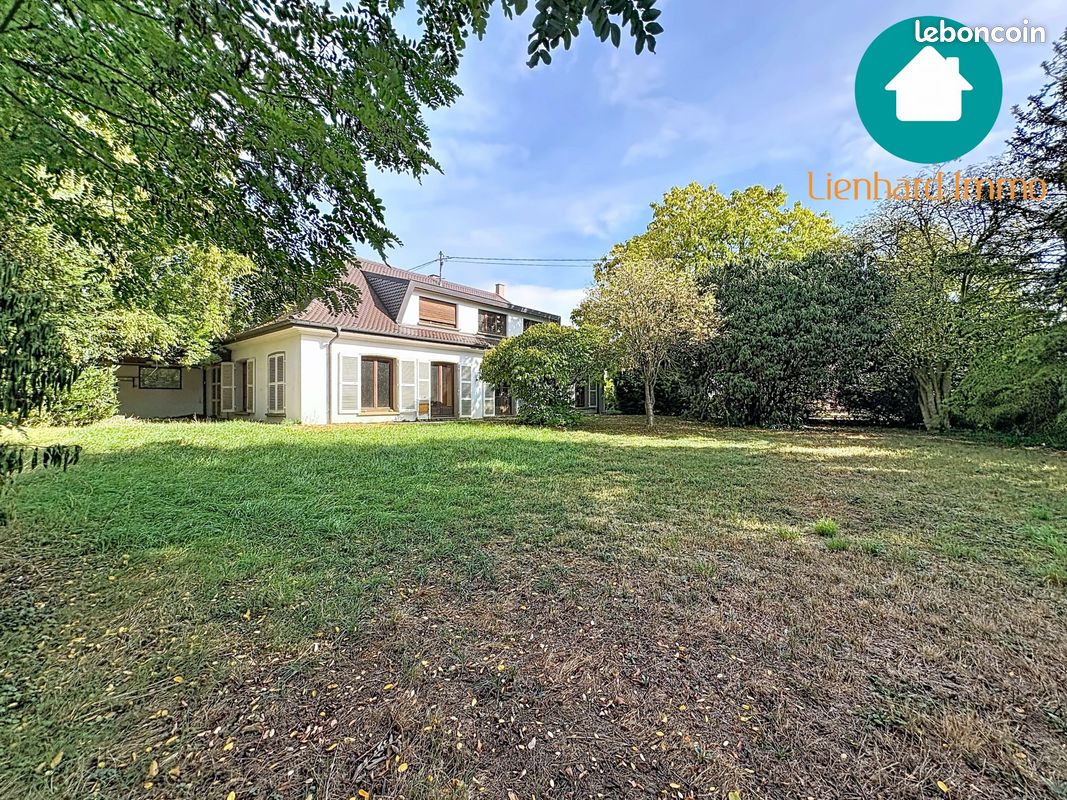 Maison 7 pièces 257 m² · à Mittelhausbergen · 257 m² · 763 900 €