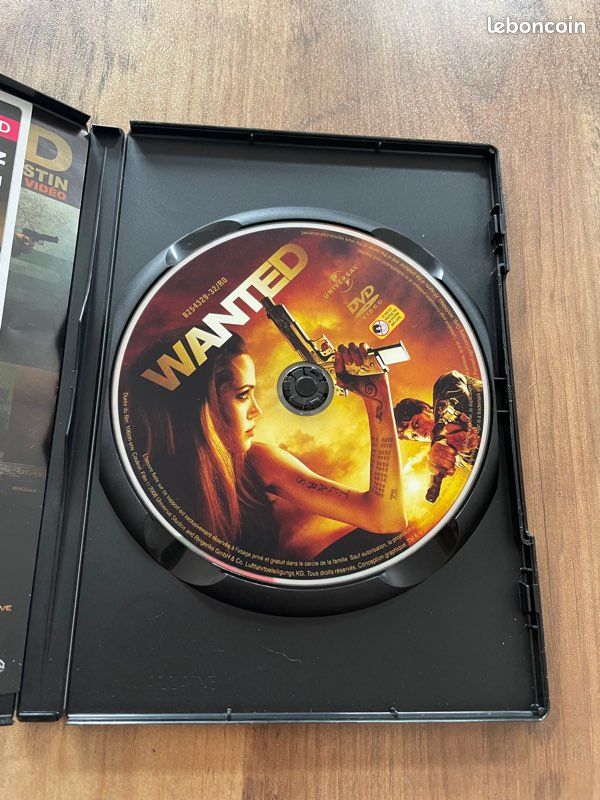 Wanted [DVD] (image 3)