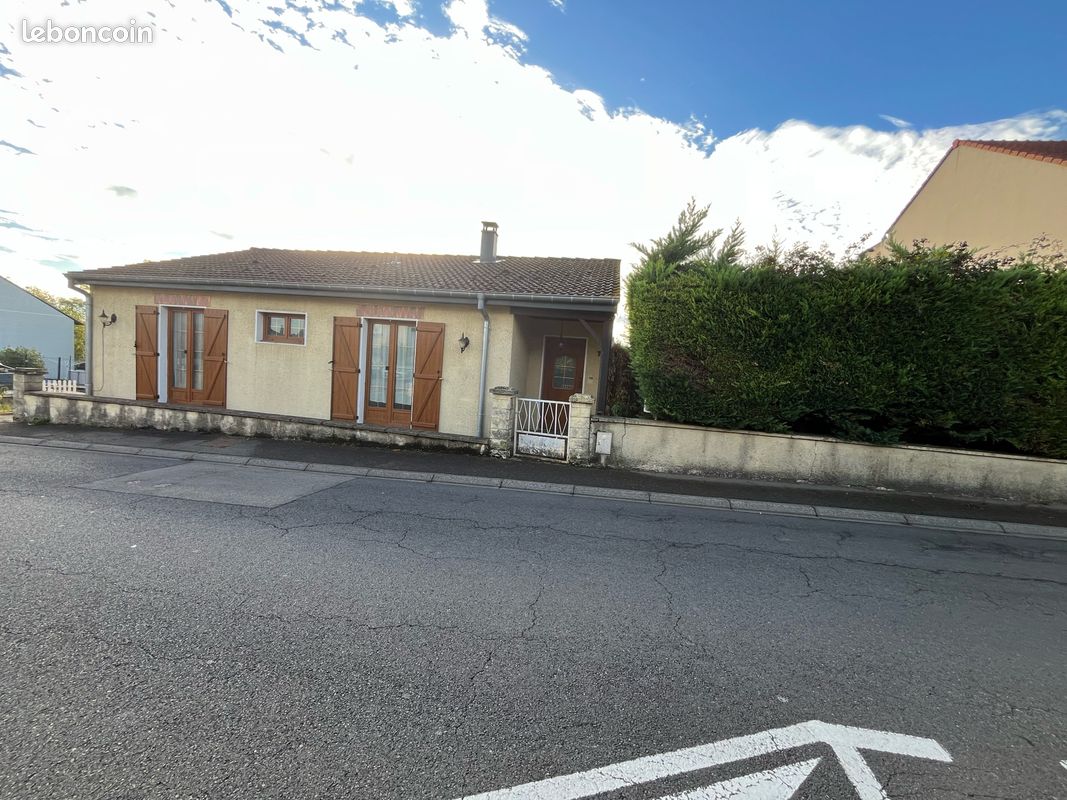 Maison 5 pièces 92 m² · à Hambach · 92 m² · 106 000 €