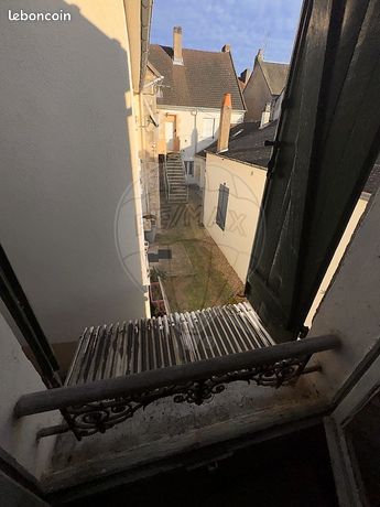 https://img.leboncoin.fr/api/v1/lbcpb1/images/16/34/3b/16343baa7707d367ca1e87e326c82ce376806338.jpg?rule=ad-image