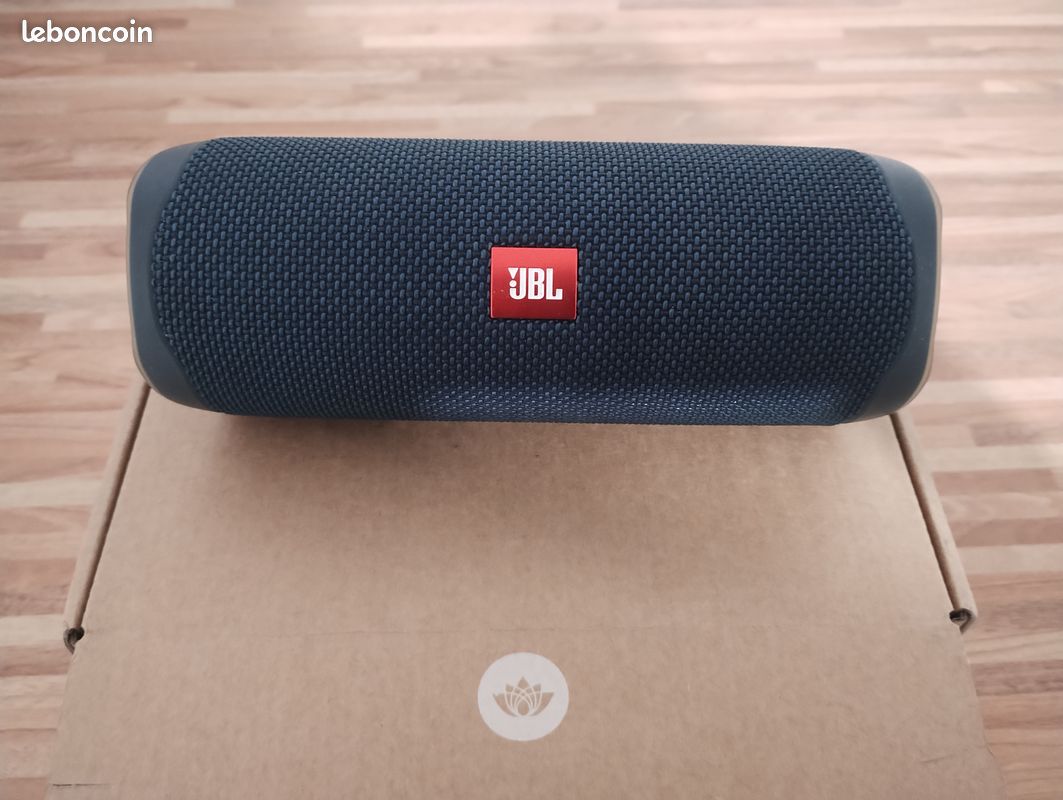 Enceinte Bluetooth JBL Flip 5 - Neuve Sous Emballage - Son Qui Assure !