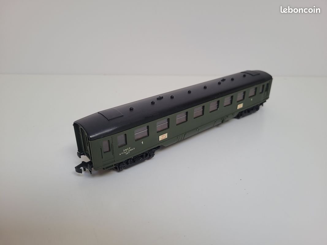 Train wagon N° 7340 Voiture voyageurs 1 ère classes type forestier Paris Lille HORNBY ACHO (image 6)
