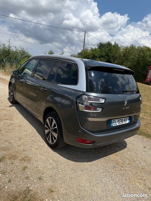 C4 grand Picasso 2.0 BlueHDI FAP 150cv boîte automatique 2017 (image 2)