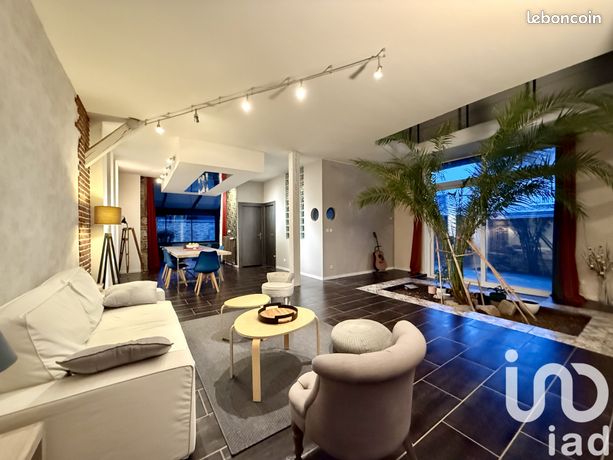 Maison 6 pièces 278 m²