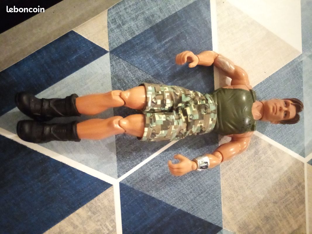 Poupée mannequin militaire (image 1)