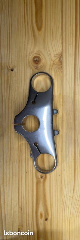 Té supérieur de fourche Ducati Sportclassic (image 1)