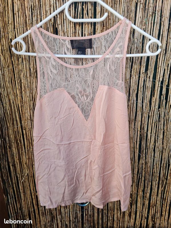Top Dentelle Noire Et Beige Rosé Taille 42 - Marque 123 - Occasion Très Bon état - Porté Une Fois