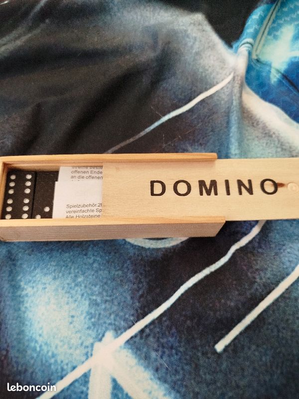 Domino (image 2)