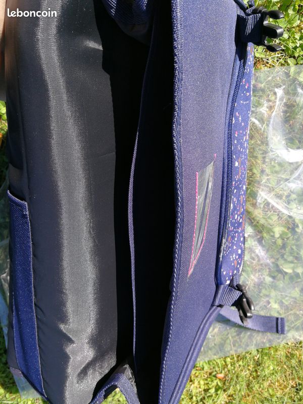 Cartable neuf little Karl Marc John (image 6)