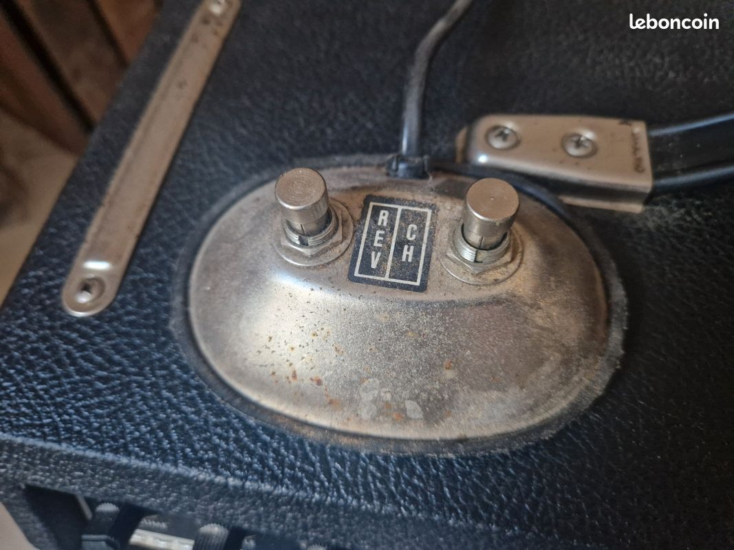 Rare Fender Stage Lead 100w / 1983-84 / Superbe clean & reverb / Footswitch d'origine inclus (image 8)
