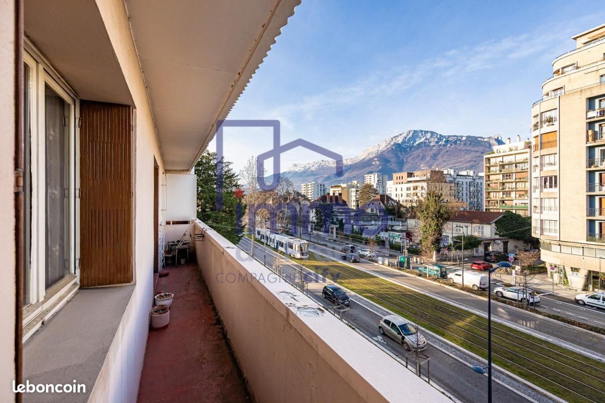 Appartement 3 pièces 75 m² · à Grenoble · 75 m² · 135 000 €