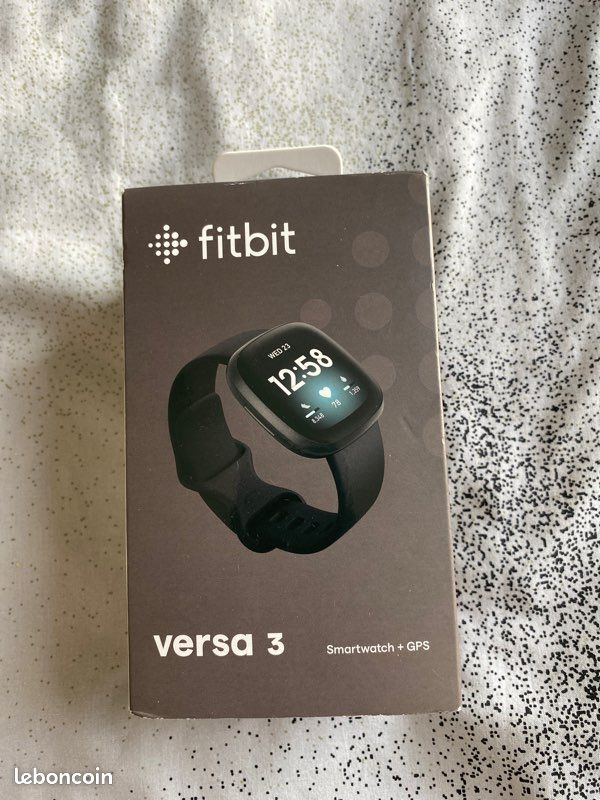 Fit bit versa 3 (image 1)