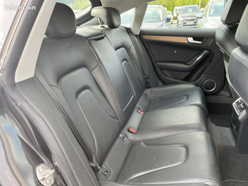 Audi A5 SPORTBACK 2.0 TDI 143CH AMBITION LUXE MULTITRONIC (image 5)